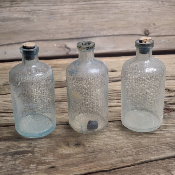 Stewart's Bluing Other - ⏳️Vintage⏳️STEWART'S BLUING Bottles (set of 3)